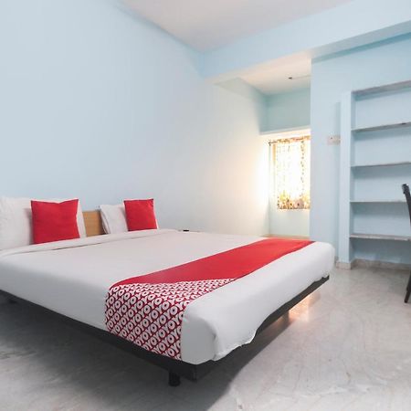 Oyo Flagship 48158 Ss Towers Hotel Podanur Exterior photo