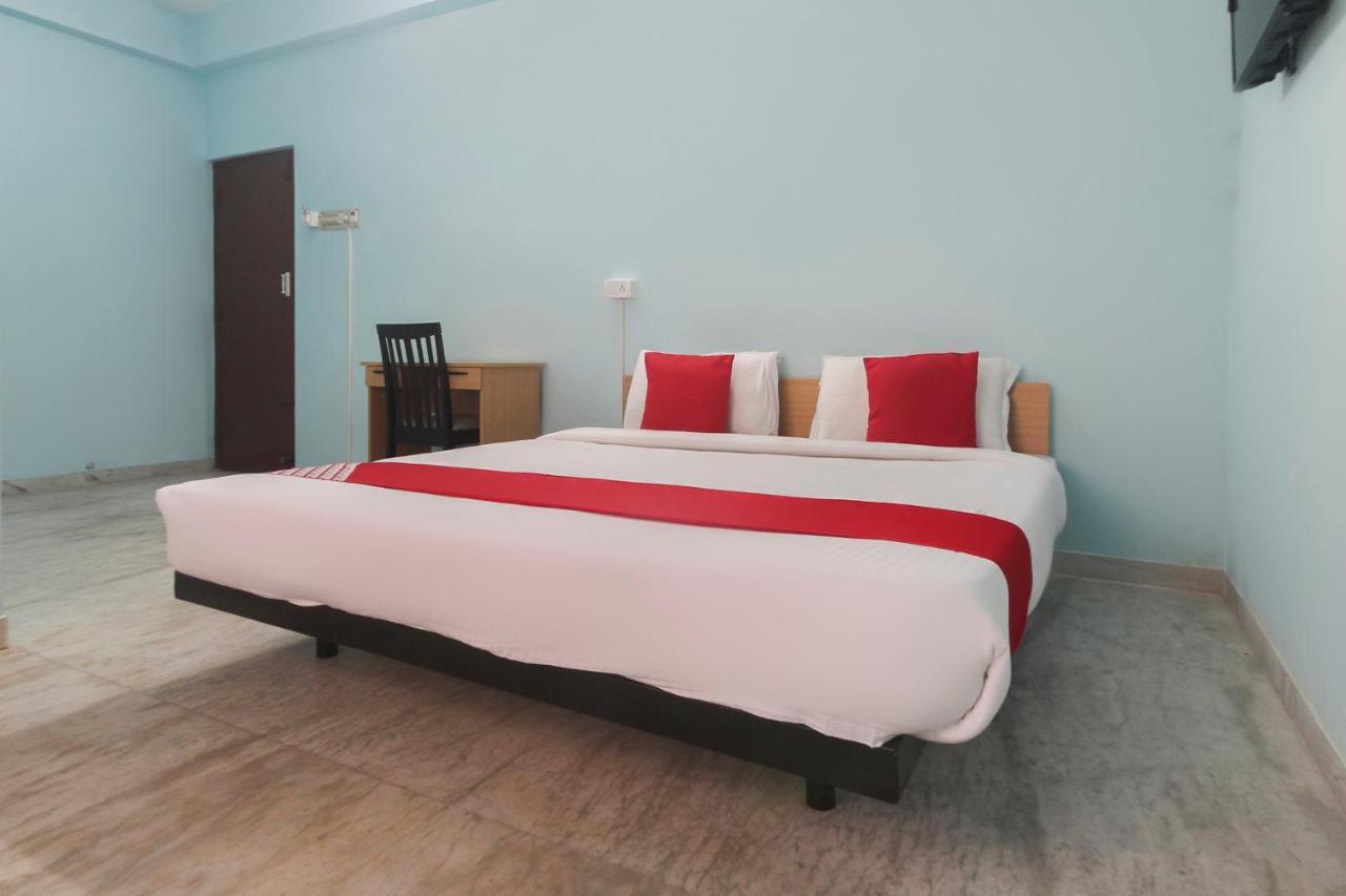Oyo Flagship 48158 Ss Towers Hotel Podanur Exterior photo